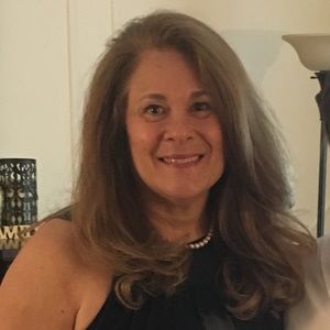 Meet your Posher, Laurie